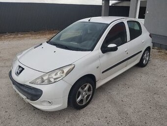 Peugeot 206 PLUS 1.4i ROZPREDÁM