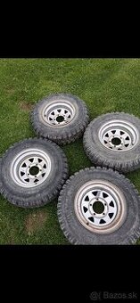 Suzuki Samurai