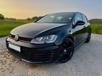 VW Golf 2.0 TSI GTI