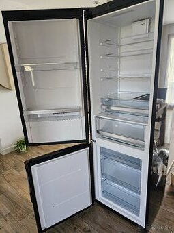 Čierna chladnička Gorenje