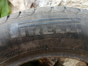 Pirelli  205/60/R15