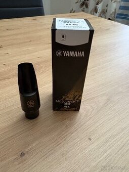 Yamaha Hubica AS-6C na Alt saxofon