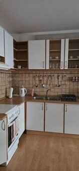 Ponúkam na prenájom 3.izbivý byt Martin – Záturčie