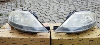 Predné svetlomety na Citroën C3