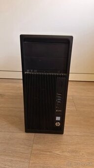 HP Z240 Tower – stolový počítač
