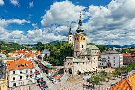 PONÚKNITE 3 izb. byt v starom centre BB