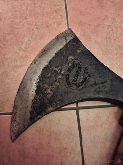 Stará sekera / topor