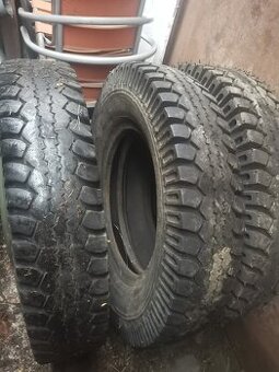 Prodám pneu + disky Praga, Tatra. Liaz - 1