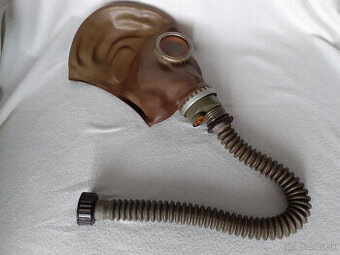 Plynová maska československej armády BSS-MO-4 1961