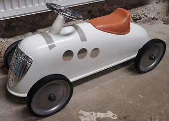 Odrážadlo Peugeot 402