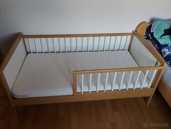 Predám detskú posteľ.