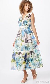 Nádherné bavlnené šaty s čipkou