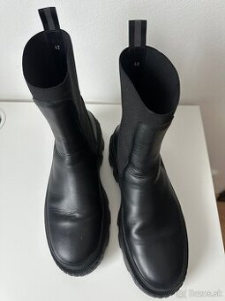 Pánske čižmy Moncler