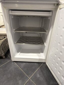 Chladnička s mrazničkou