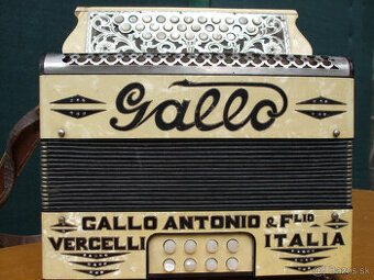 Akordeón GALLO Antonio..