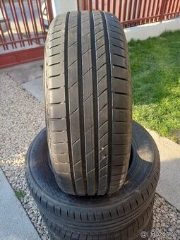205/60 r16 lené pneu. Kumho