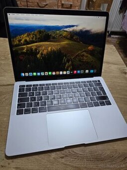 Macbook AIR 13 2019 v TOP stave s Retina displejom macbook b