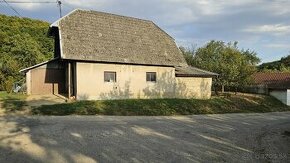 Stodola so stavebnym pozemkom