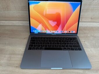 MacBook Pro 13" (2017) Space Gray – výborný stav