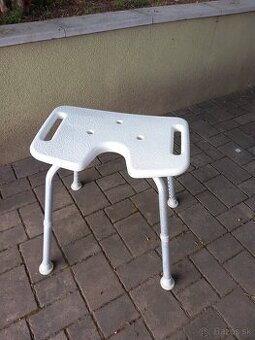 Sprchovacia stolička