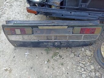 Darujem zadné čelo škoda 100