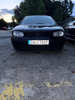Predám Volkswagen Golf IV 1.4 benzín