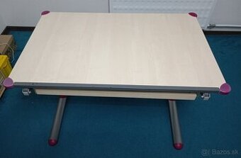 Rastúci detský písací stôl