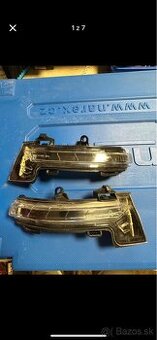 Originálne použité smerovky zo spätných zrkadiel octavia 3