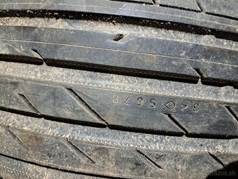 225/40r18