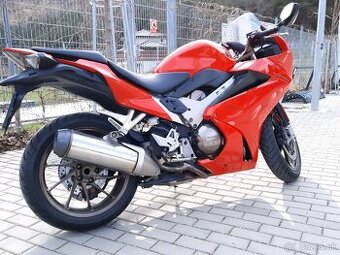 Honda VFR800f