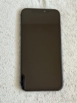 Predám Apple iPhone 11 64GB Black Známky používania na ráme