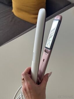 Žehlička na vlasy Philips MoistureProtect (model HP8372/00)