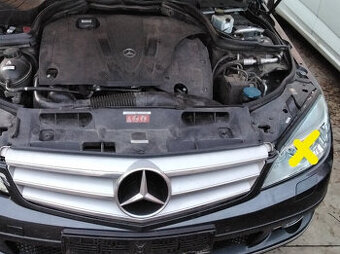 Mercedes C200 W204 2.2 CDI 2008 Predám MOTOR 646.81 TRYSKY