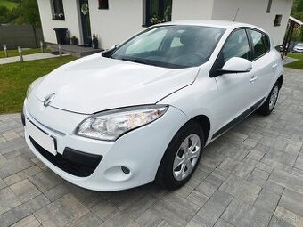 Renault Mégane 1.6 16V Authentigue, r.v.: 2009, STK: 5/2027