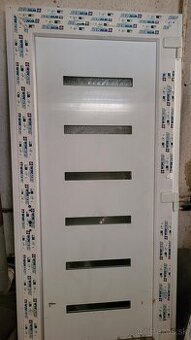 Plastové jednokrídlové vchodové dvere 100x210