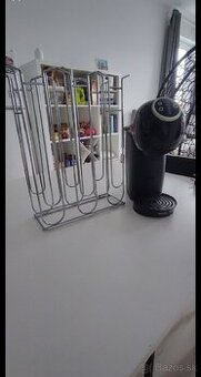 Predám kávovar Dolce Gusto Krups + držiak na kapsule