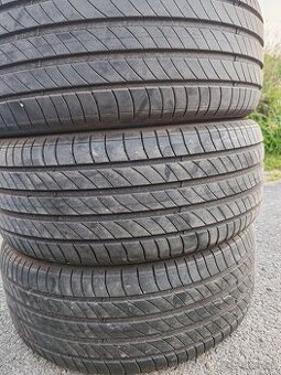 225/45 R17 Michelin Primacy 4