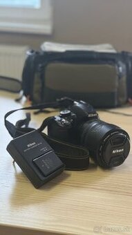 NIKON D3100