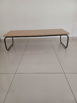 Konferenčný stolík
