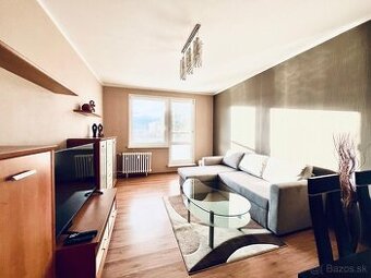 Na prenájom slnečný  3ibyt s balkónom a pekným výhľadom v BB