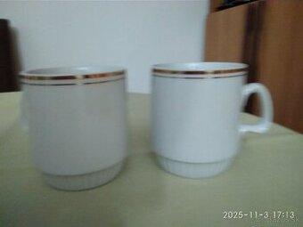 Retro hrnky, značené