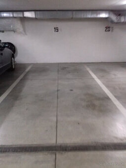 Garážové parkovacie miesto