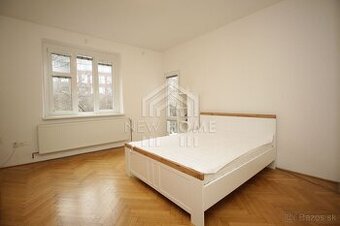 KARADŽIČOVA - 3,5 iz. byt v tehlovom dome max 4 osoby - 1