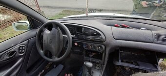 Mondeo MK 2 kombi  Palubovka, Stropnica, plasty