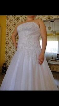 Svadobné šaty 46
