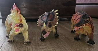 Dinosaury