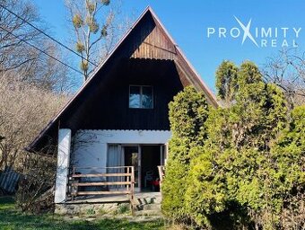 Mončí potok - Idylická záhrada s murovanou chatou – váš súkr