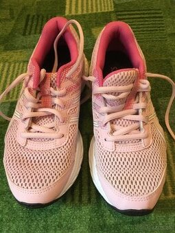 Dievčenské botasky asics 35,5