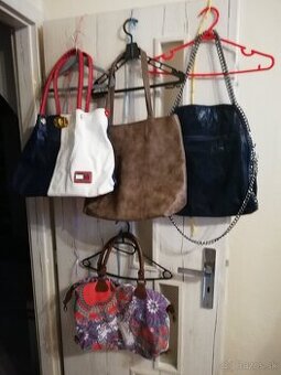 Kabelka Tommy Hilfiger