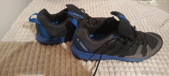 Adidas terrex 42 2/3 - 1